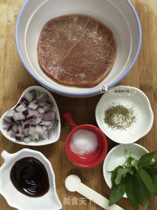 香煎牛排的做法步骤：1