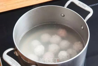 油豆腐肉丸粉丝汤的做法步骤：6