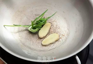 又伊鲜糖醋小排的做法步骤：4