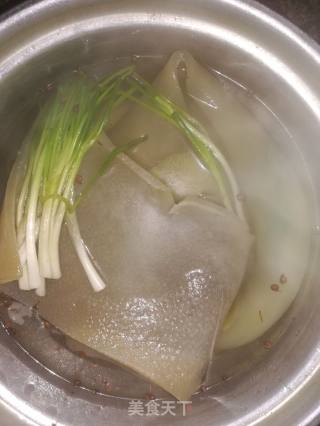 肉皮冻的做法步骤：4