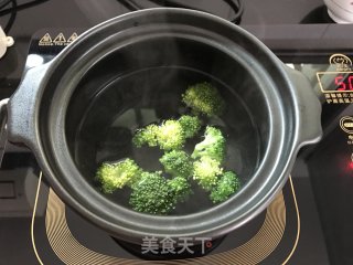 香菇玉米粥的做法步骤：2