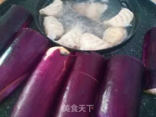 虾酱烤茄子的做法步骤：1