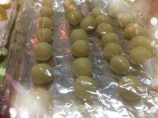 奶黄流沙月饼的做法步骤：31