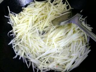 醋溜土豆丝的做法步骤：5