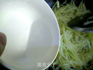 醋溜土豆丝的做法步骤：6