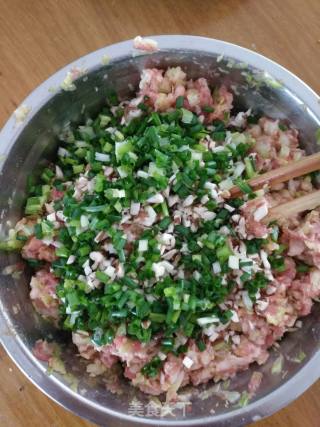 卷心鲜肉水饺的做法步骤：3