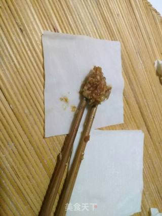 番茄味的馄饨面的做法步骤：3