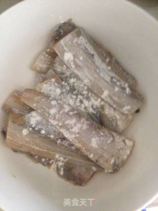 超鲜红烧带鱼的做法步骤：3