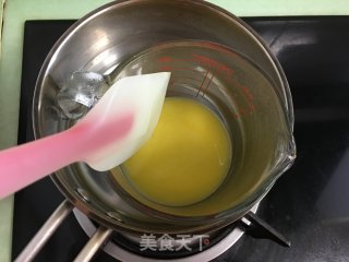肉松夹心玛德琳蛋糕的做法步骤：3