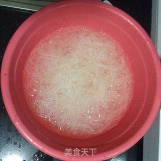 炒米粉的做法步骤：1
