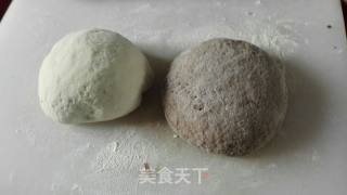 红糖大枣开花馒头的做法步骤：5