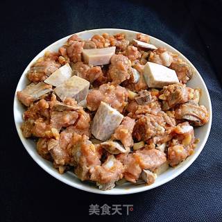香芋蒸排骨的做法步骤：9