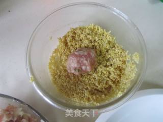 小米莲藕蒸丸子的做法步骤：6