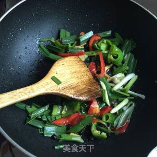 回锅秋刀鱼的做法步骤：7