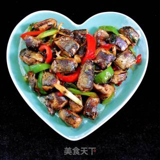 回锅秋刀鱼的做法步骤：11