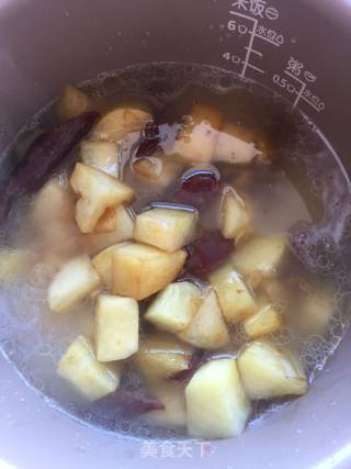 土豆腊肠焖米饭的做法步骤：10