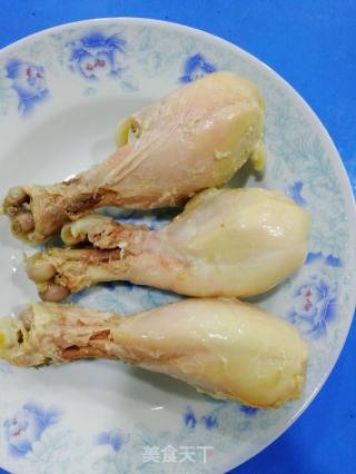 凉拌鸡丝的做法步骤：1