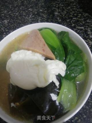 清淡鸡蛋汤面的做法步骤：3
