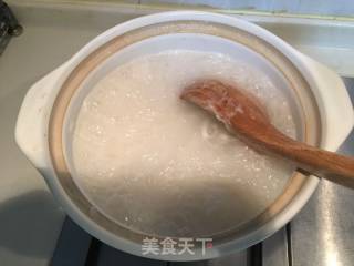 鲜百合青菜瘦肉粥的做法步骤：4