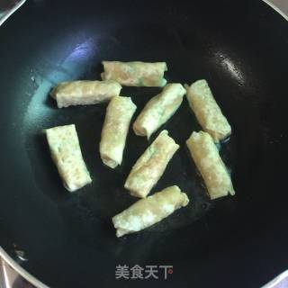 香煎馄饨皮土豆春卷的做法步骤：11