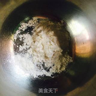 肉松鸡蛋卷饼的做法步骤：1