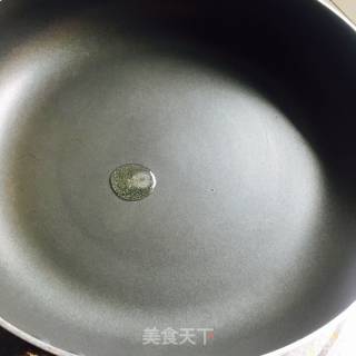 肉松鸡蛋卷饼的做法步骤：4