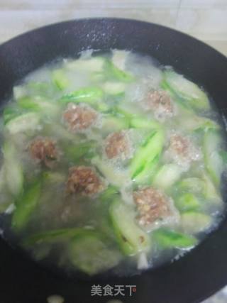 丝瓜肉圆汤的做法步骤：6
