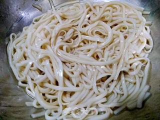 香煎鸡蛋面饼的做法步骤：1