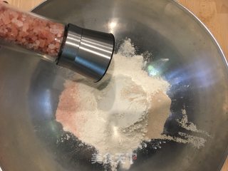 低脂低油法棍——减脂碳水好选择的做法步骤：1