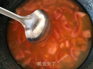 西红柿鸡蛋面鱼汤的做法步骤：7