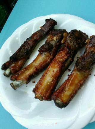 蒜香烤排骨的做法步骤：2