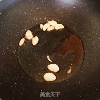 木耳香菇炒蛋的做法步骤：9