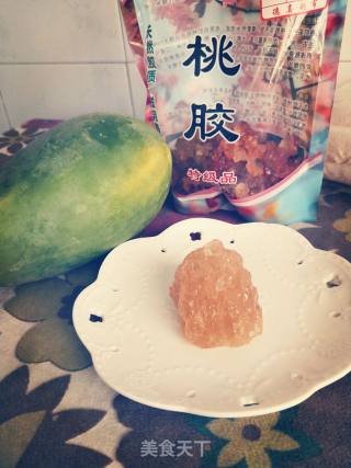 木瓜炖桃胶的做法步骤：1