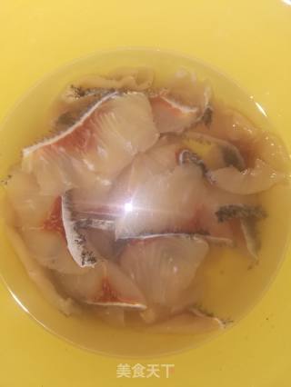 番茄鱼片汤的做法步骤：2