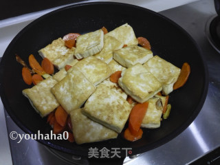 酱烧豆腐的做法步骤：7