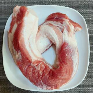 梅菜肉丸子的做法步骤：1