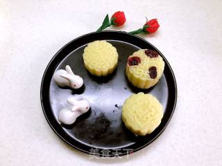 椰蓉冰皮月饼的做法步骤：5