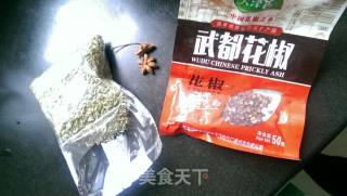 正宗内蒙猪肉勾鸡的做法步骤：1