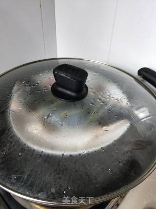清蒸鲈鱼的做法步骤：7