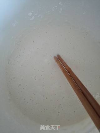 豆沙蛋黄冰皮月饼的做法步骤：2