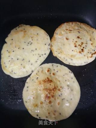 桂花芝麻鸡蛋饼的做法步骤：6