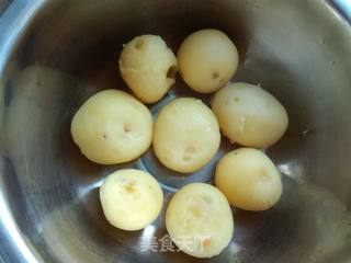 香煎小土豆的做法步骤：2