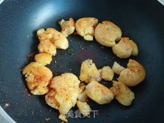 香煎小土豆的做法步骤：6