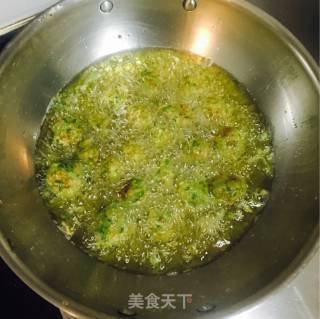 炸萝卜丝肉丸子的做法步骤：10
