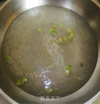 萝卜丝丸子青菜汤的做法步骤：6
