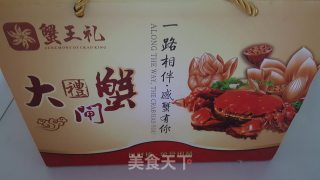 清蒸大闸蟹的做法步骤：1