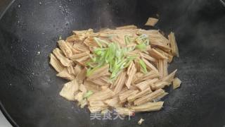 葱烧腐竹的做法步骤：9