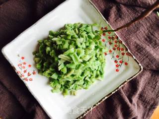 贡菜拌花生米的做法步骤：7