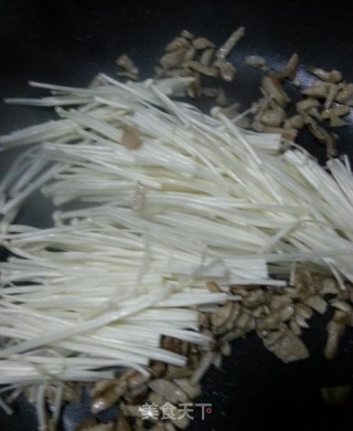 瘦肉金针菇鸡蛋汤的做法步骤：5