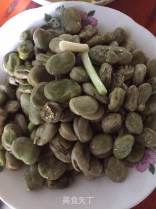 炒蚕豆的做法步骤：4